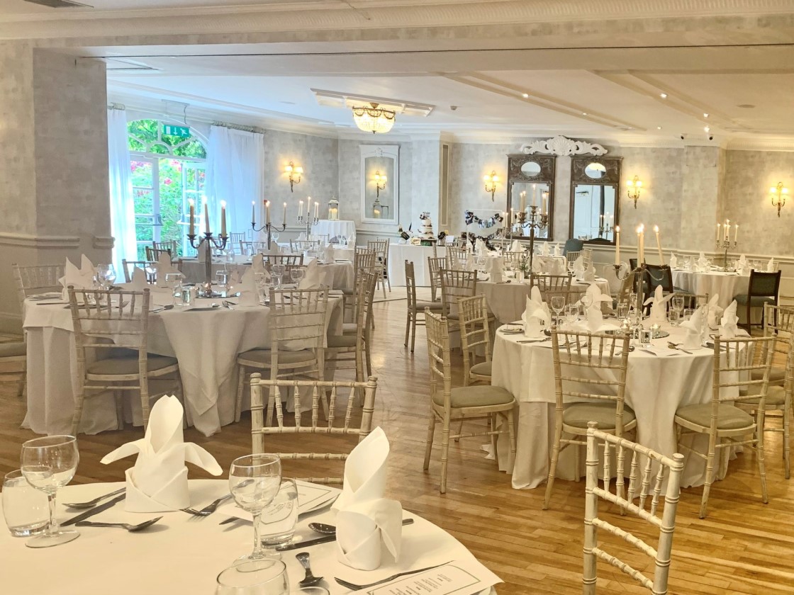 cONYNAGHAM aRMS hOTEL